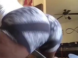 Ig model with big ass