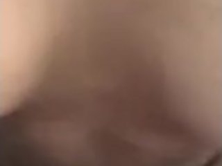 Coolie gyal Duck work to go river