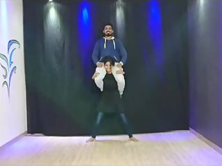 indian strong lady lift